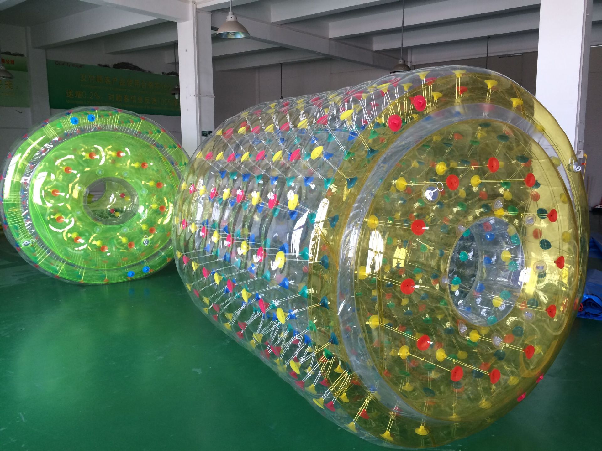 充气水上滚筒球悠波球雪地草地球步行球户外儿童乐园游乐设备玩具