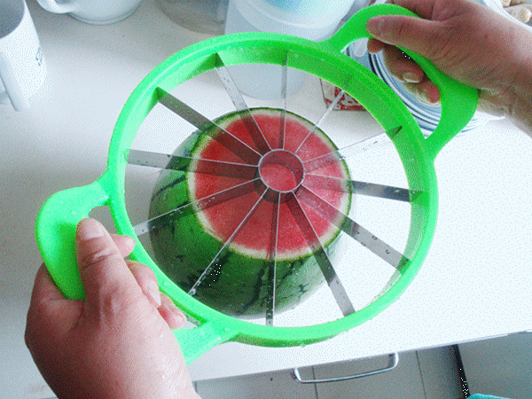 工厂现货切西瓜神器大号义乌不锈钢西瓜切片器厂家直销水果神器