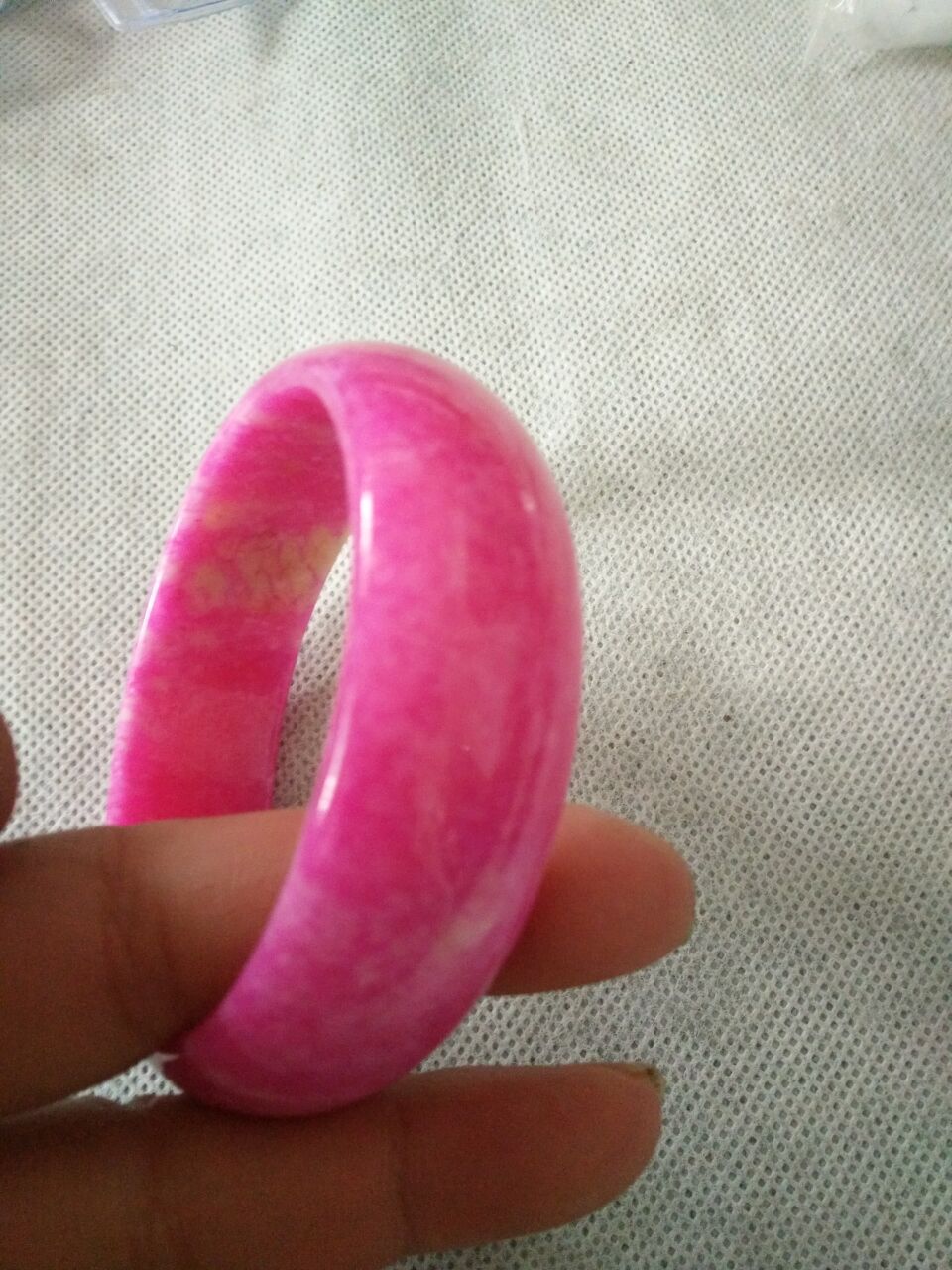 玉石 青海桃花玉 芙蓉玉旺夫石加宽加厚玉手镯 粉色镯子