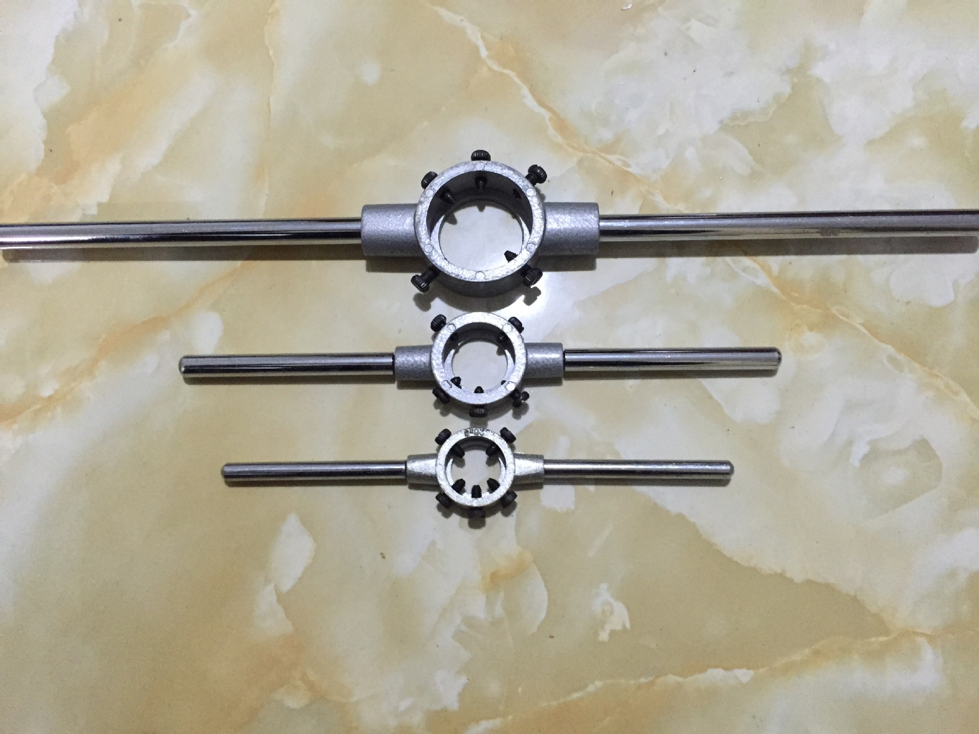 厂家直销板牙绞手架 美制徳标圆板牙绞手架 可定制非标六角板牙架