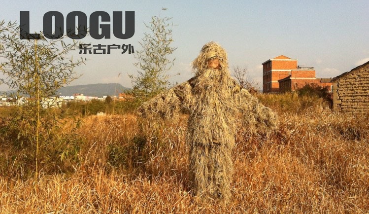 亲们放心购买!毛丝的分量,密度非普通伪装服的量,伪装效果甚好.