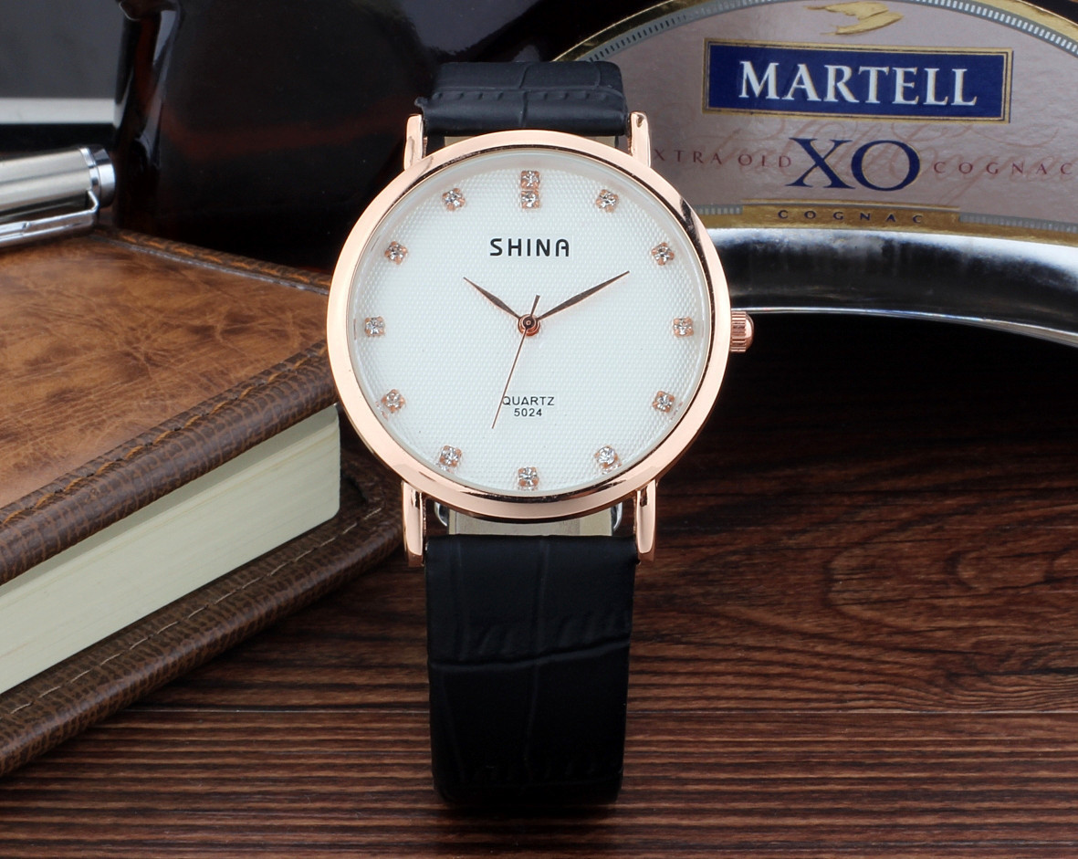 shina时尚薄款男女学生情侣手表一对时装皮带手表皮带批发销售