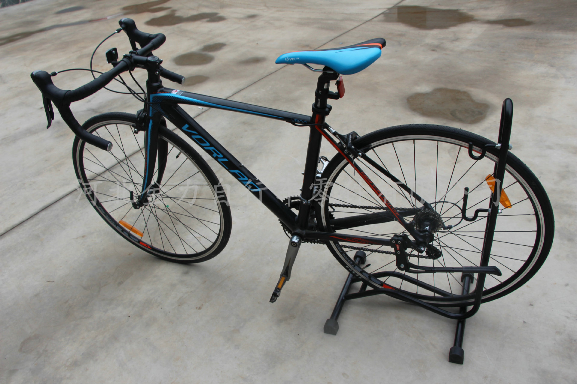 自行车山地车公路车插入型停车架带挂钩二合一通用款停车台