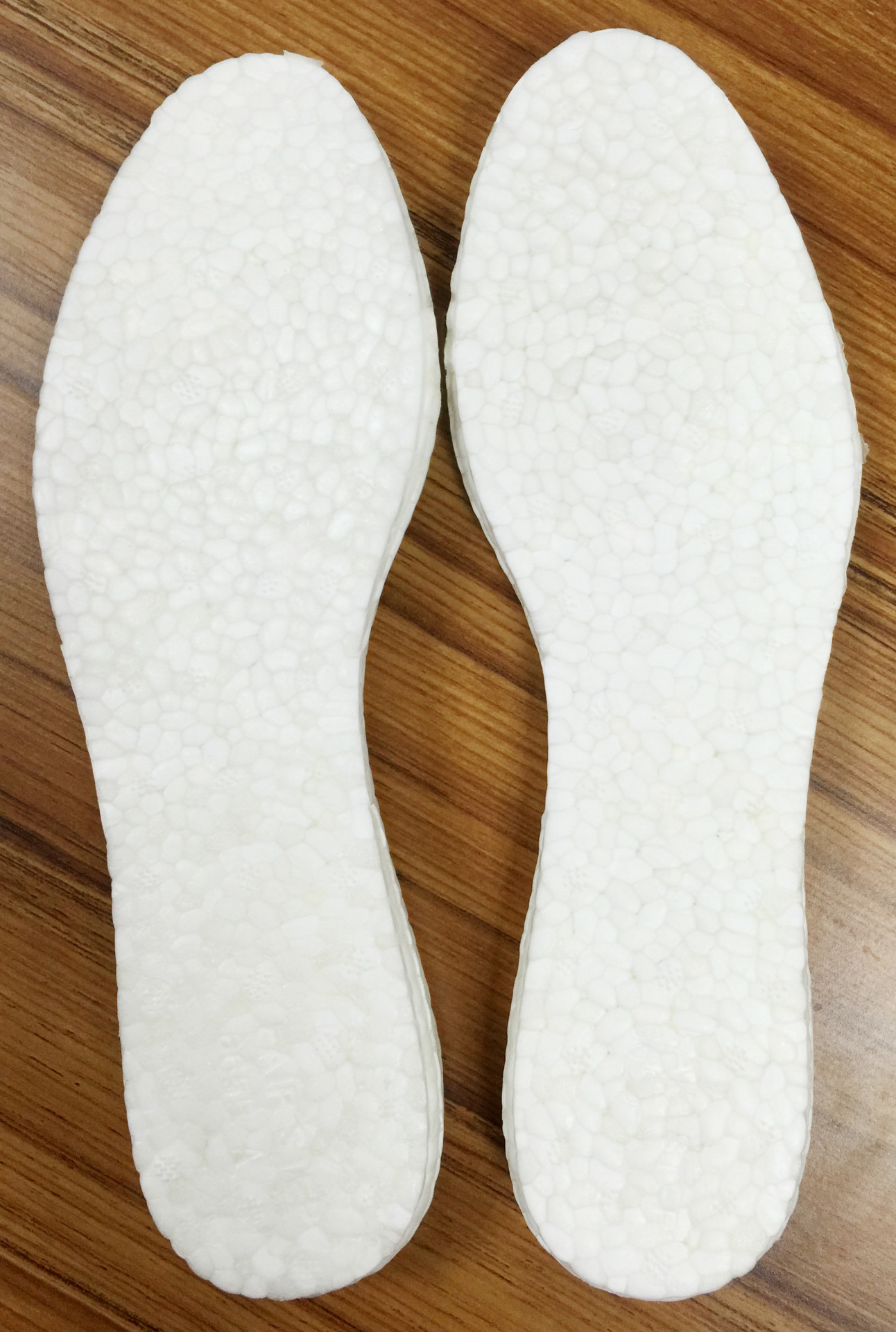 专业生产etpu爆米花鞋底中底泡沫鞋底中底鞋底批发boost