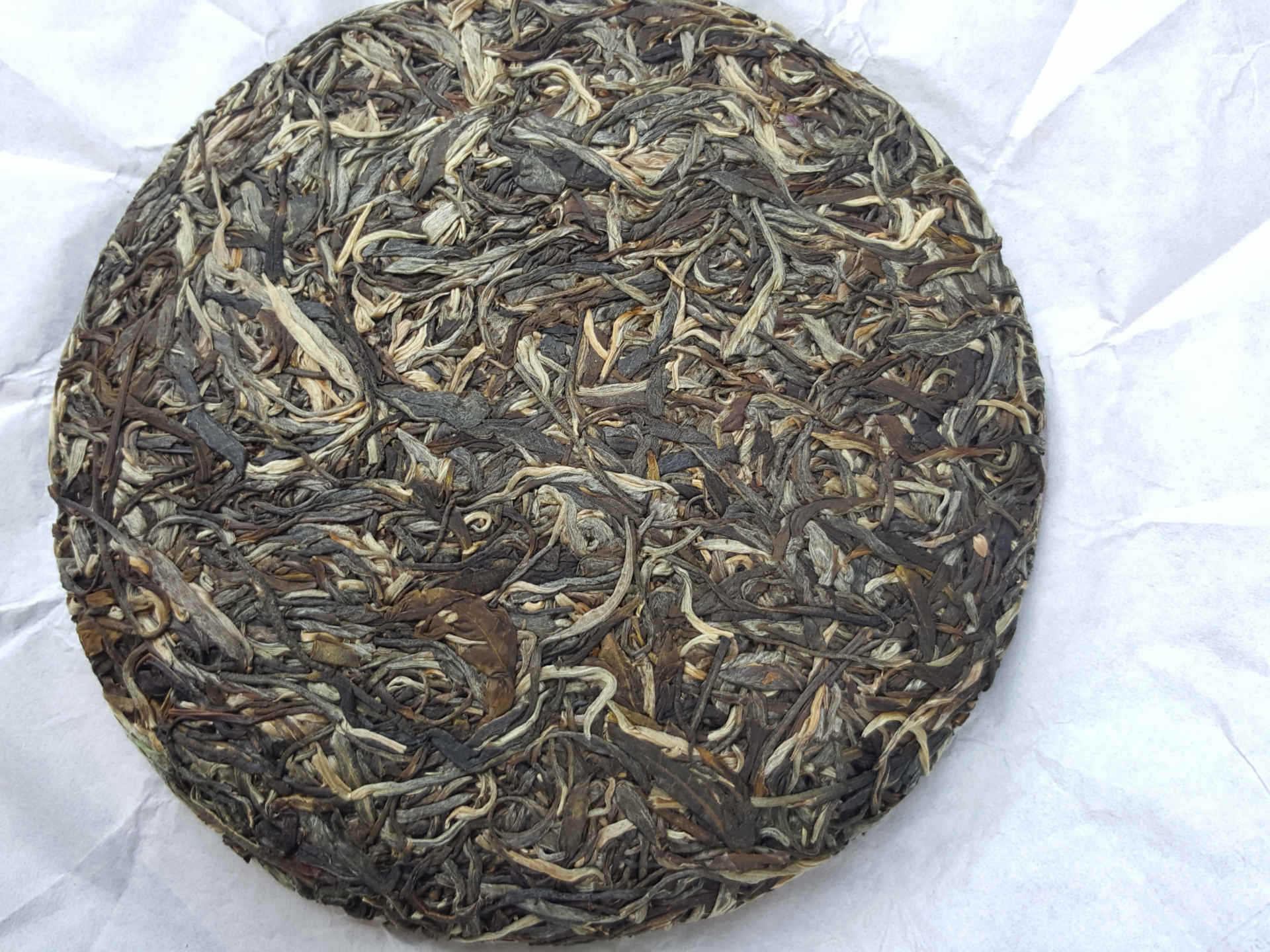 云南帝益普洱茶八子饼800年古树银毫茶王饼357克高山古树乔木纯料