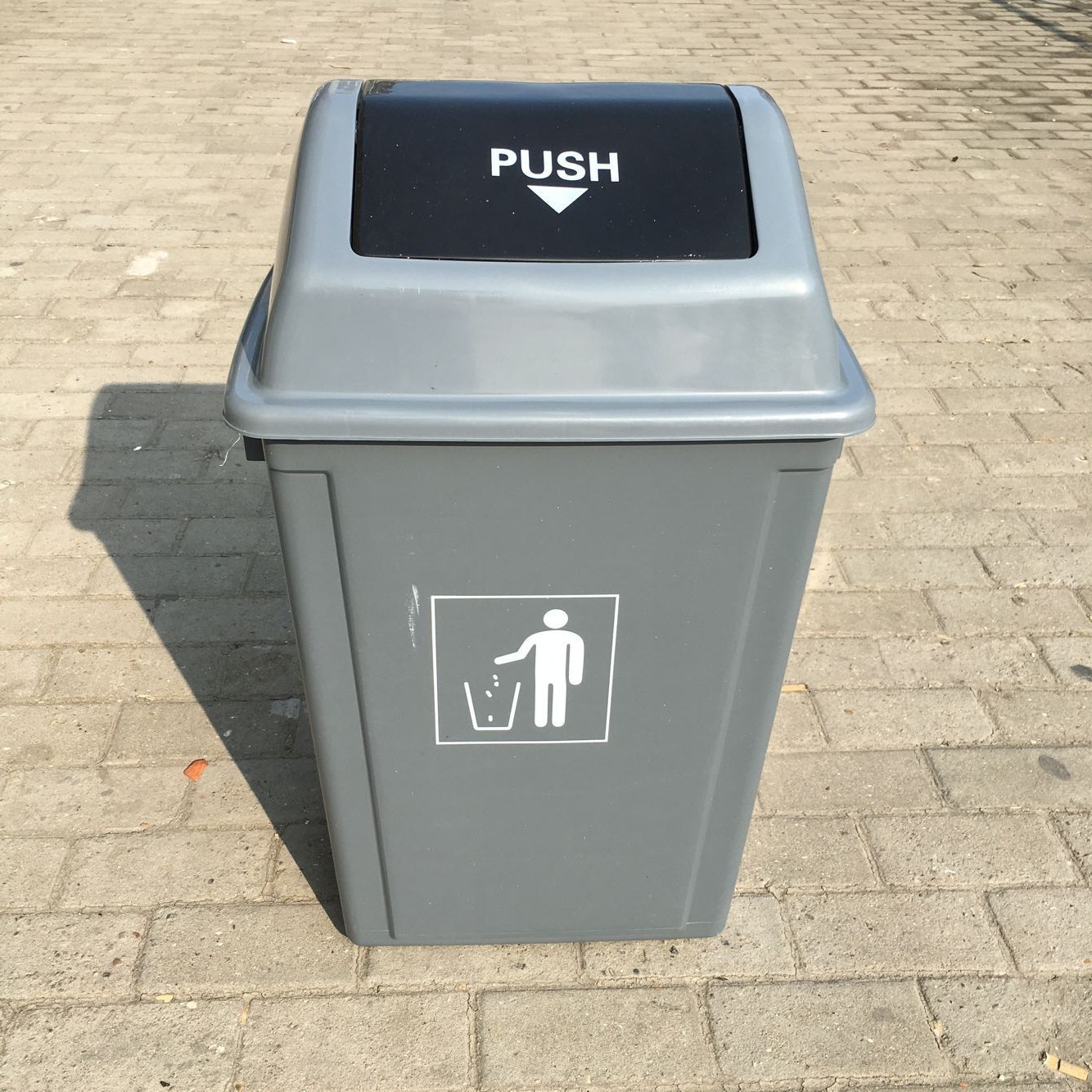 60l摇盖垃圾桶 60升超市商场垃圾桶 分类垃圾桶-阿里巴巴