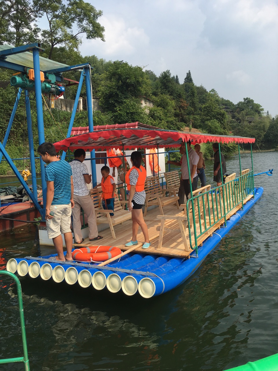 抗撞击塑料竹筏竹排供应商