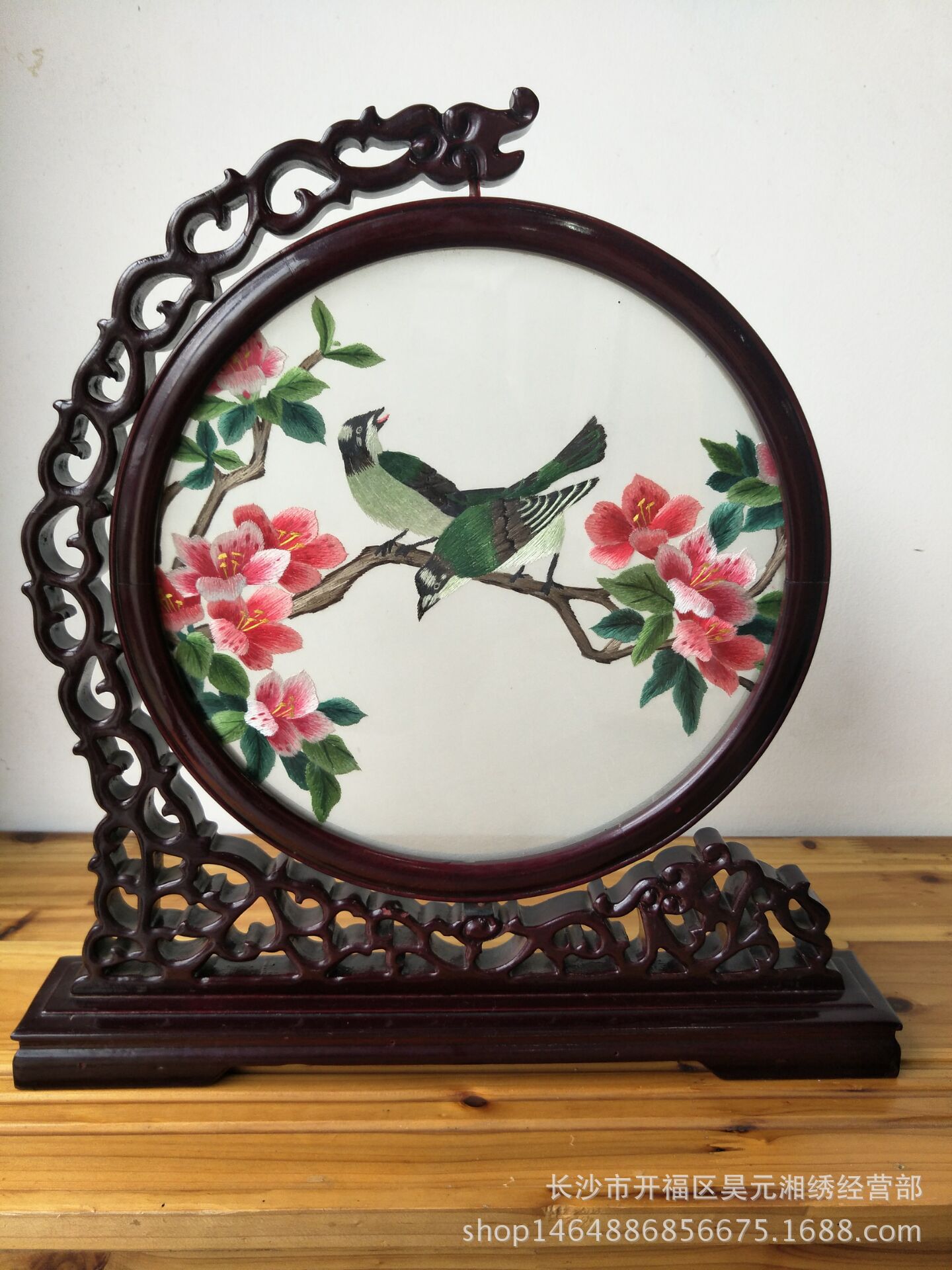 厂家供应 纯手工湘绣双面绣 25圆 室内客厅装饰摆件 刺绣工艺品