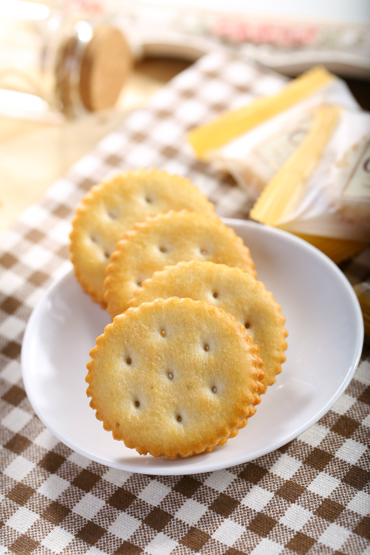 婚庆喜铺供应批发休闲食品零食小吃茶点进口货源350g伦纳德夹心饼