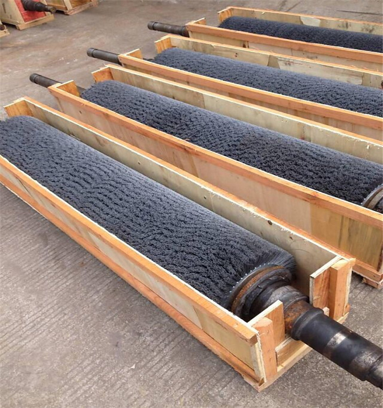 厂家订做各种型号毛刷辊 钢板厂磨料丝抛光除锈打磨毛刷辊批发