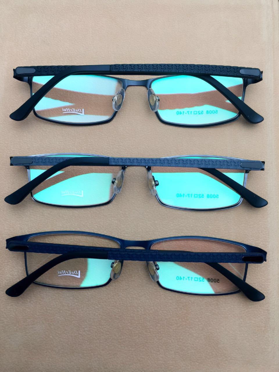 男女通用款可配近视眼镜框批发 镜架材质 金属tr90 风格 潮流简约