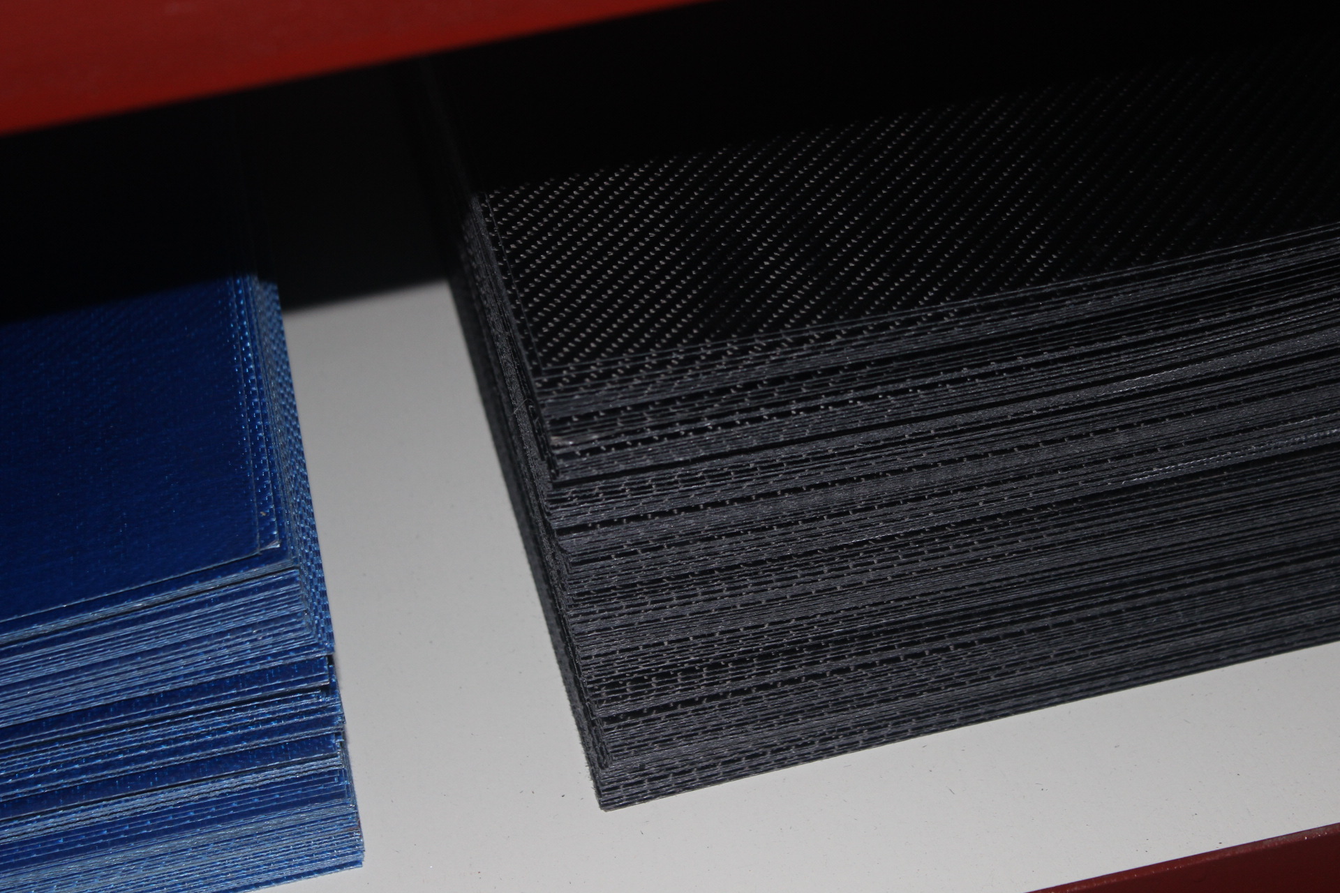 红色银丝碳纤维片玻纤板碳纤维片材金银丝碳纤维板银色玻纤板