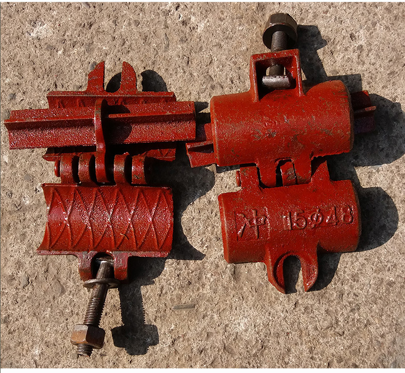 新型冲压直接扣件 建筑扣件各种规格冲压活动扣件 品种齐全