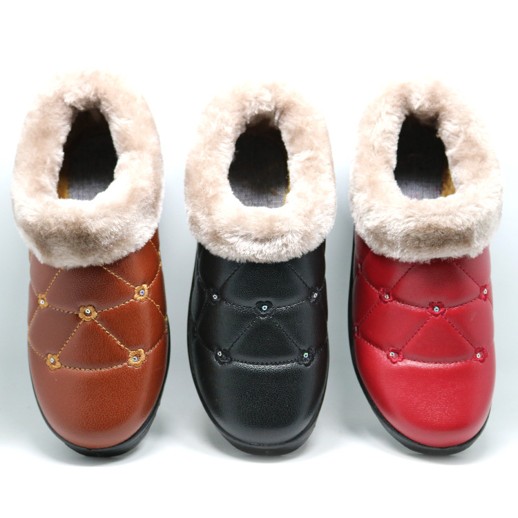 偃师老北京棉鞋2016冬爆款皮窝窝棉女 休闲一脚蹬妈妈鞋地摊鞋子