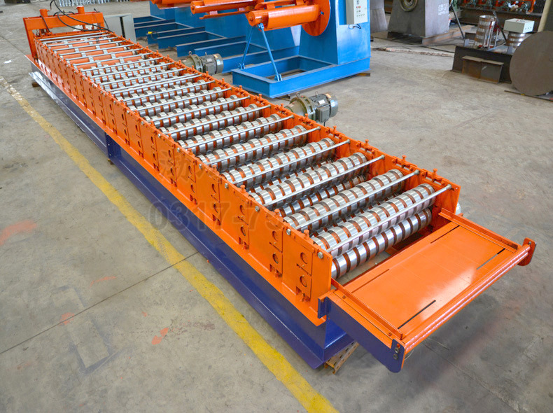 全自动汽车厢板机 除尘厢体板成型机 车箱板滚压机 除尘板设备