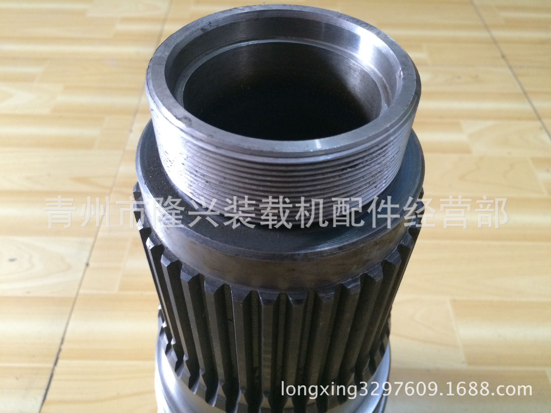 山工铲车装载机配件650b新式驱动桥套管 轴头