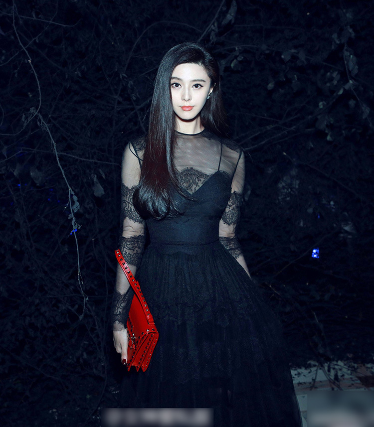 2016年秋巴黎时装周明星范冰冰同款黑色