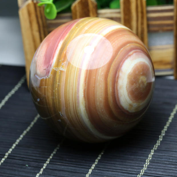 天然海洋石水晶玛瑙碧玉原石把玩件象形石圆球鸡蛋形随机发