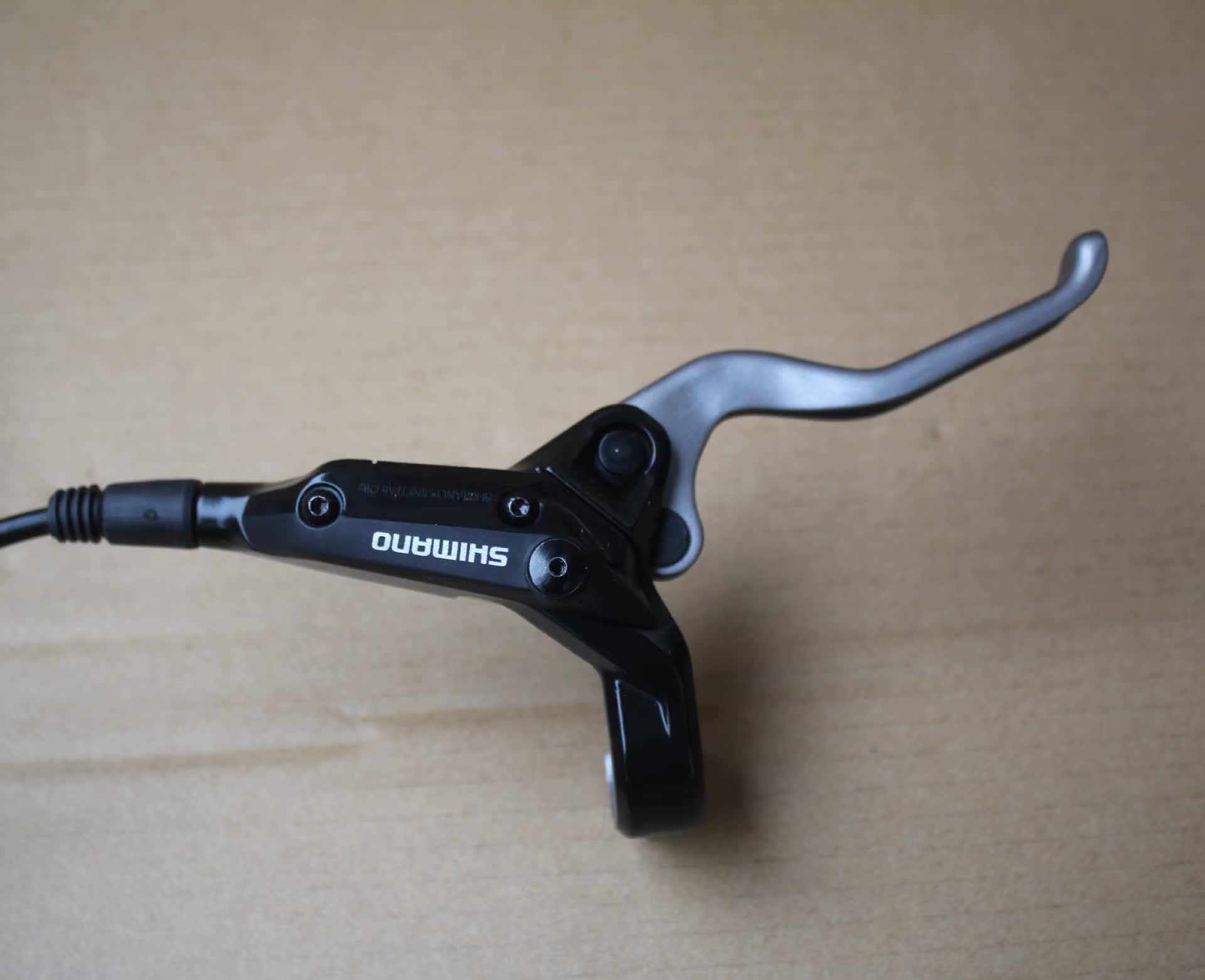 后长1350mm 重量:含螺丝620克一套,不带碟片 shimano禧玛诺m365油碟