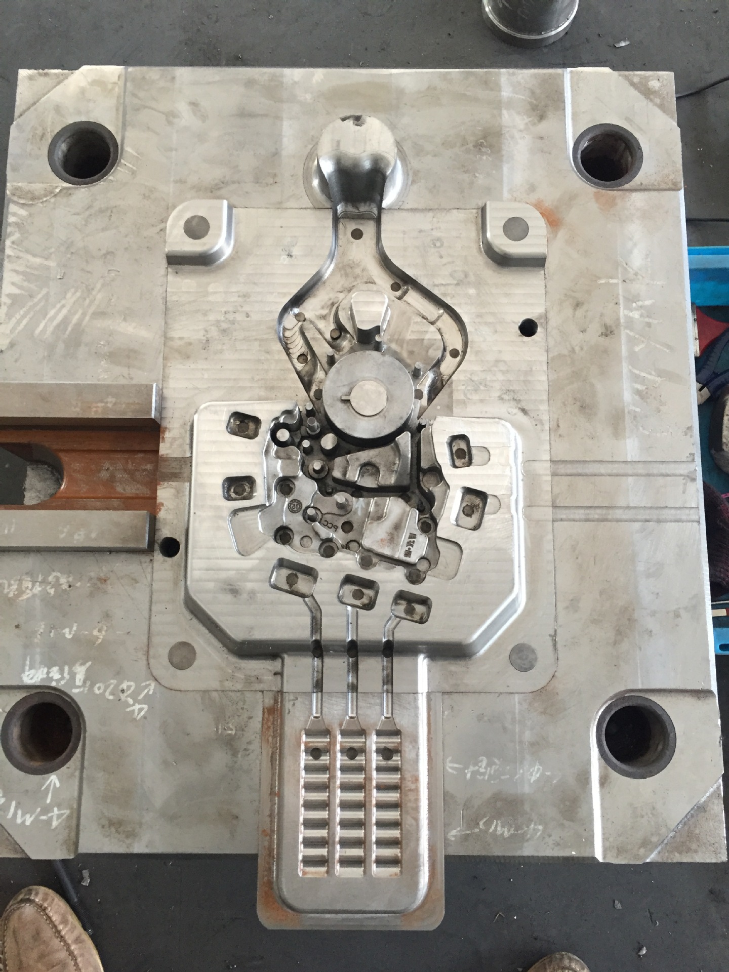 铸铝模具 锌铝合金压铸模具加工厂 来图定制 开模 cnc加工