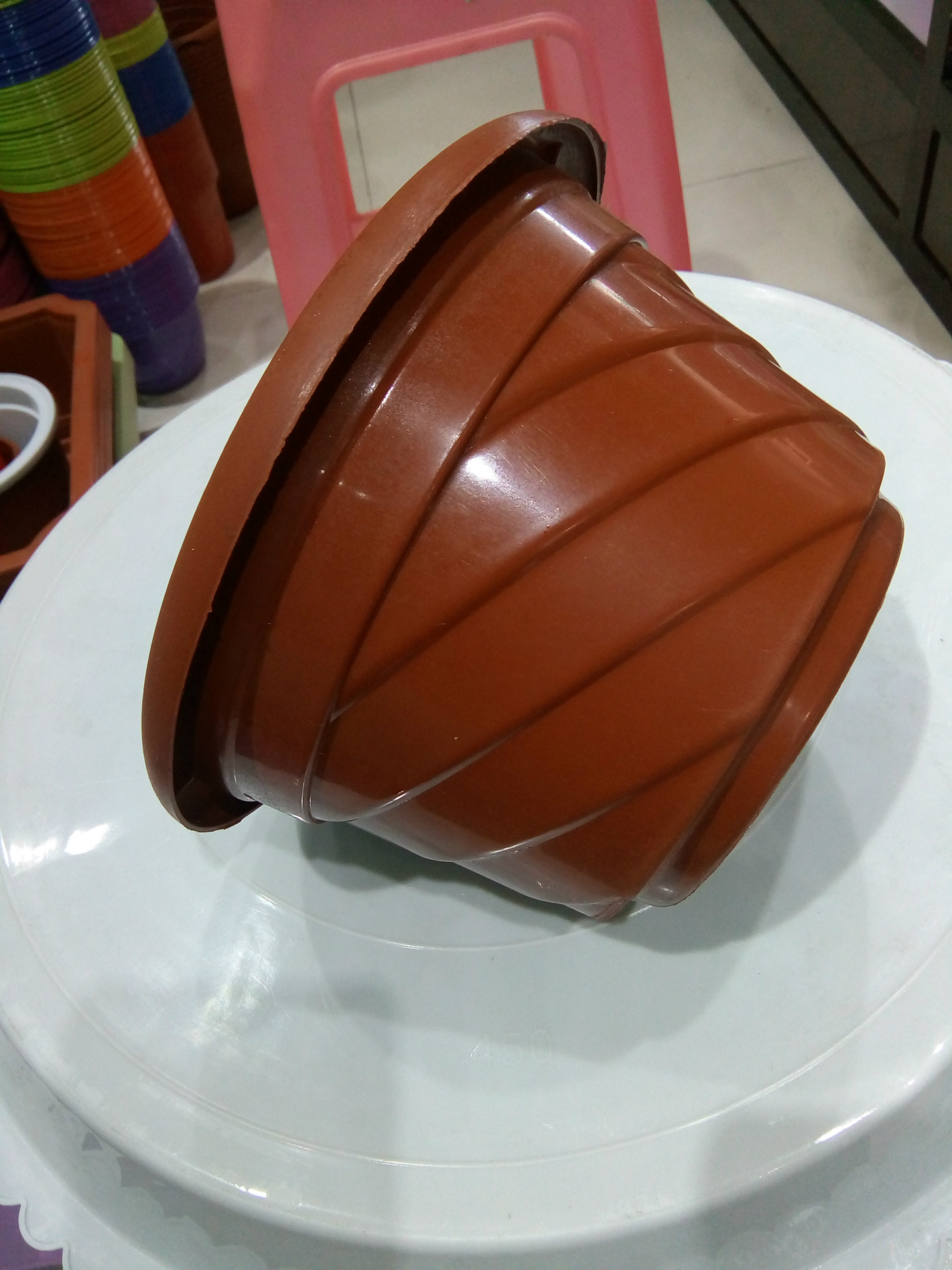 厂家批发园林家居用加大加厚螺旋吊兰盆塑料花盆带吊钩耐老化