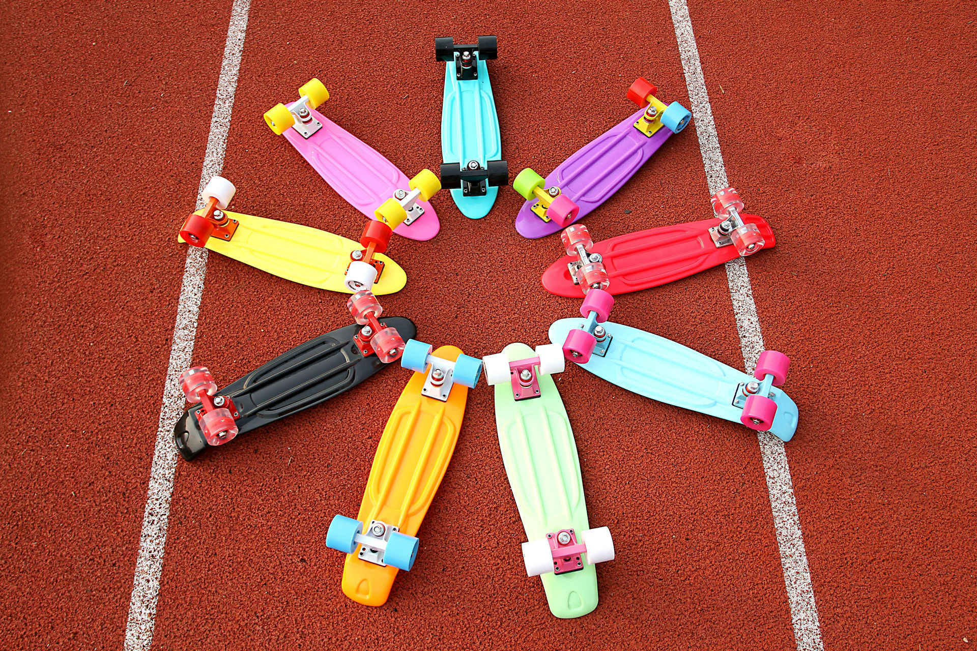 小鱼板 香蕉板 代步神器 儿童闪光四轮 鱼型pp烤漆 新料 滑板