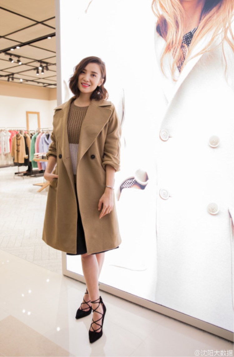 秋冬新款羊绒大衣 小宋佳明星同款翻领经典长款驼色毛呢外套3638