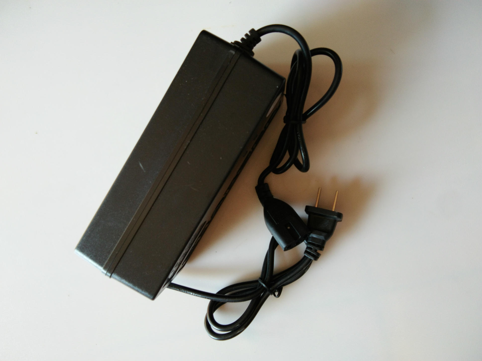 供应 智能电动车 电瓶车铅酸电池充电器 48伏电动车充电器