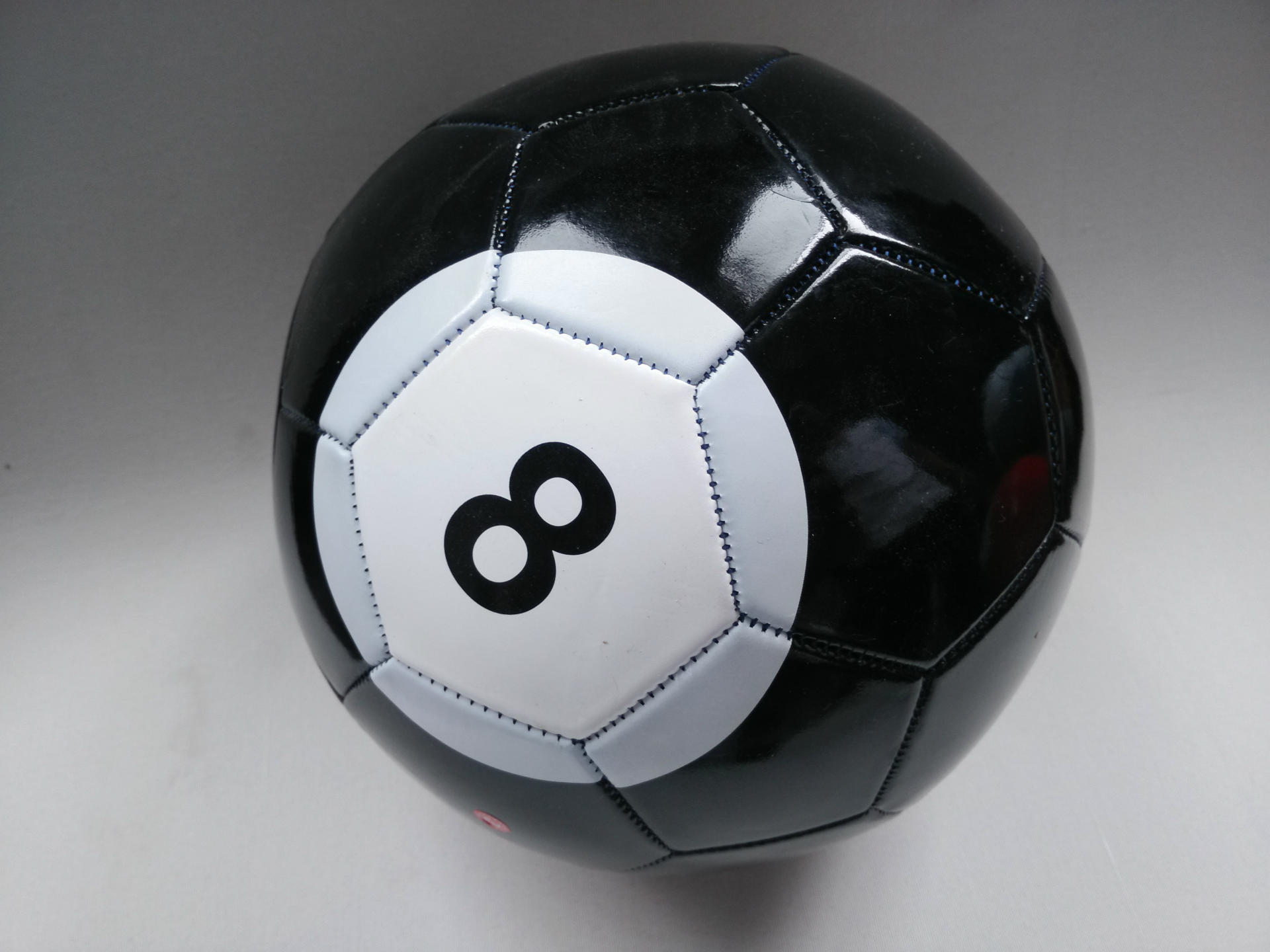 厂家直销高档机缝pu成人桌球4/5号足球