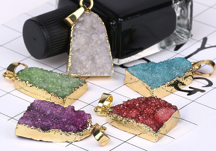 欧美水晶吊坠 时尚溜边随形晶牙玛瑙项链吊坠 项饰挂件饰品批发