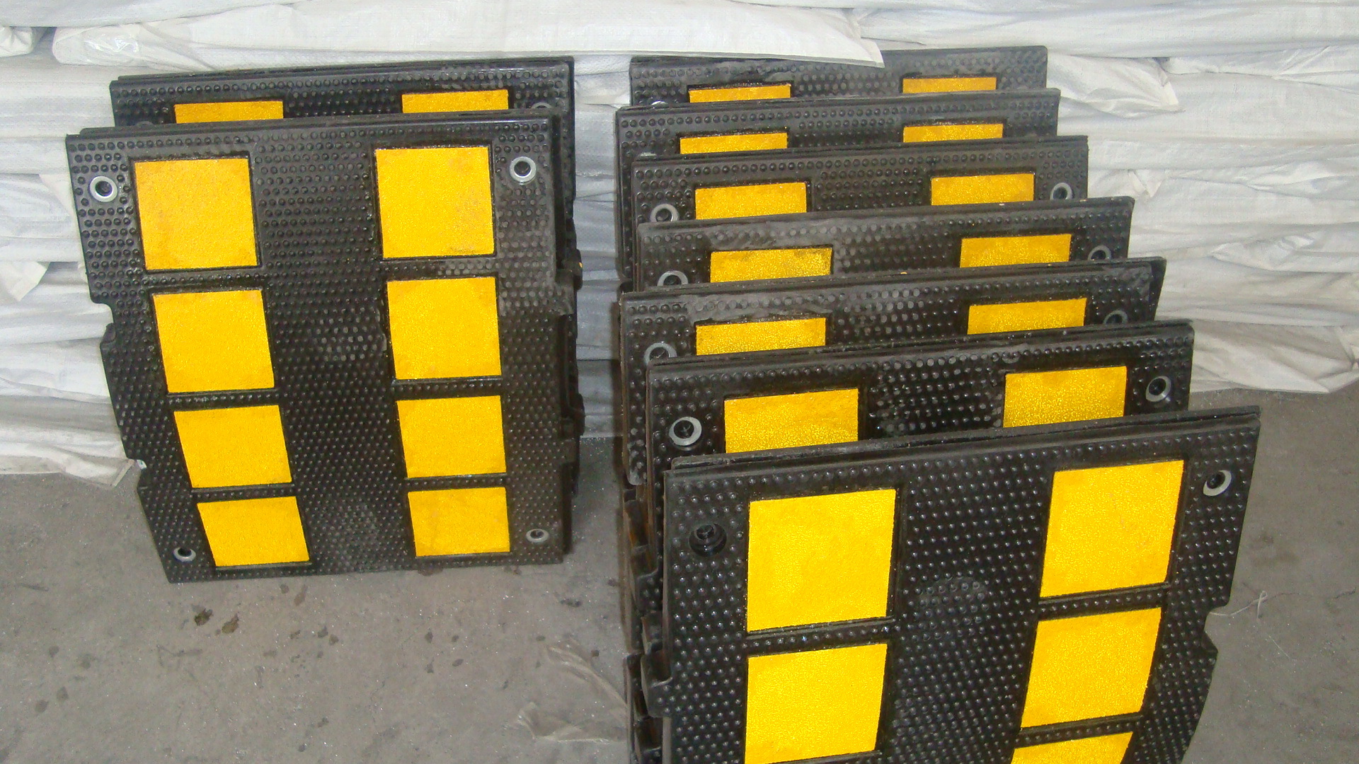 非常规减速带 加宽型 高档小区减速带 高