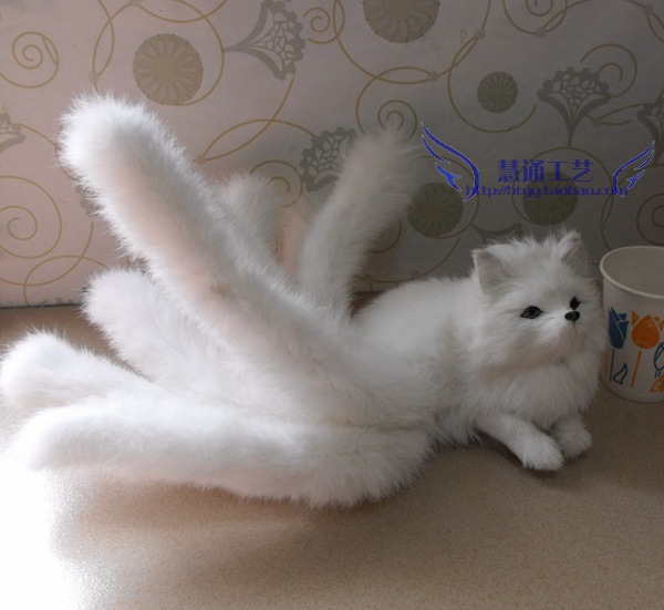 仿真九尾狐仿真狐狸摆件仿真动物白色狐狸9尾狐