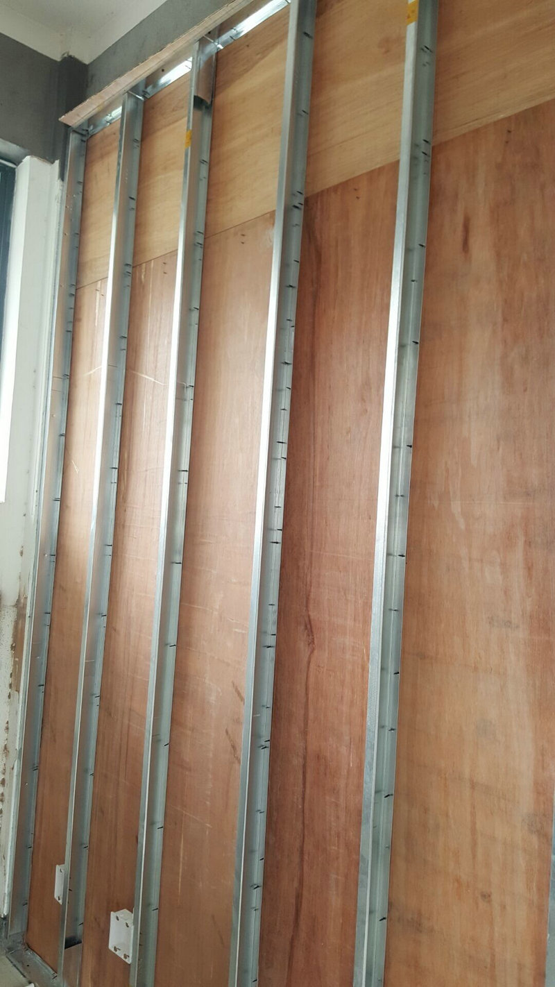 轻钢结构加工定做 工装集成吊顶用轻钢龙骨 隔墙吊顶龙骨