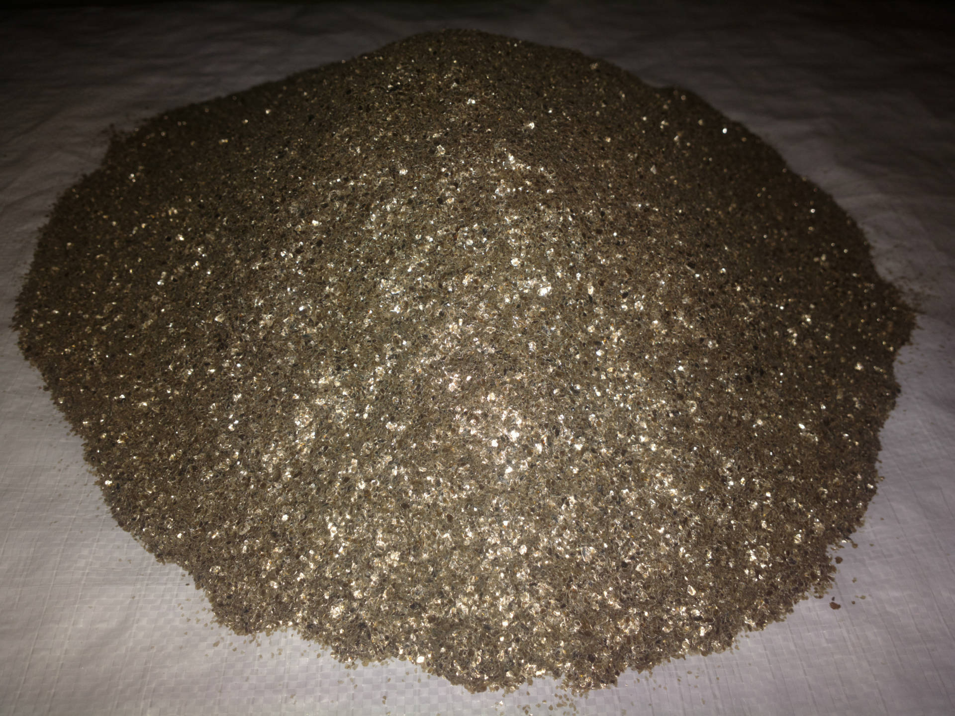 厂家供应建材防火用优质20目云母粉金云母粉