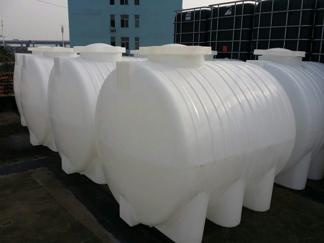 武汉厂家直销10吨塑料水箱,pe防腐罐,塑料化工罐,大型储水罐