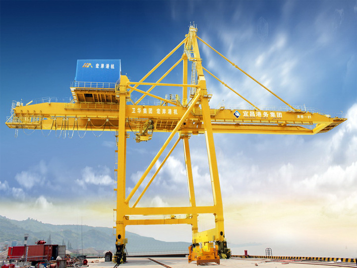 岸边集装箱,港口起重机,门吊,吊运,船用起重机