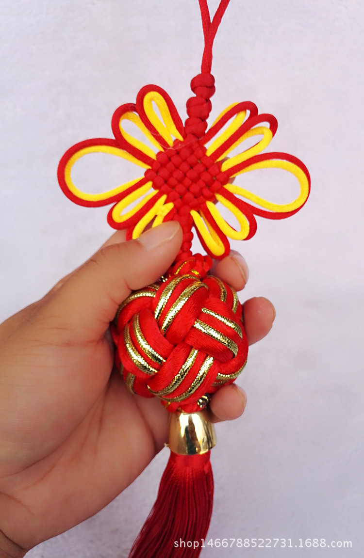 新款手工编绣球中国结汽车挂件招财保平安纳福工艺礼品小中国结