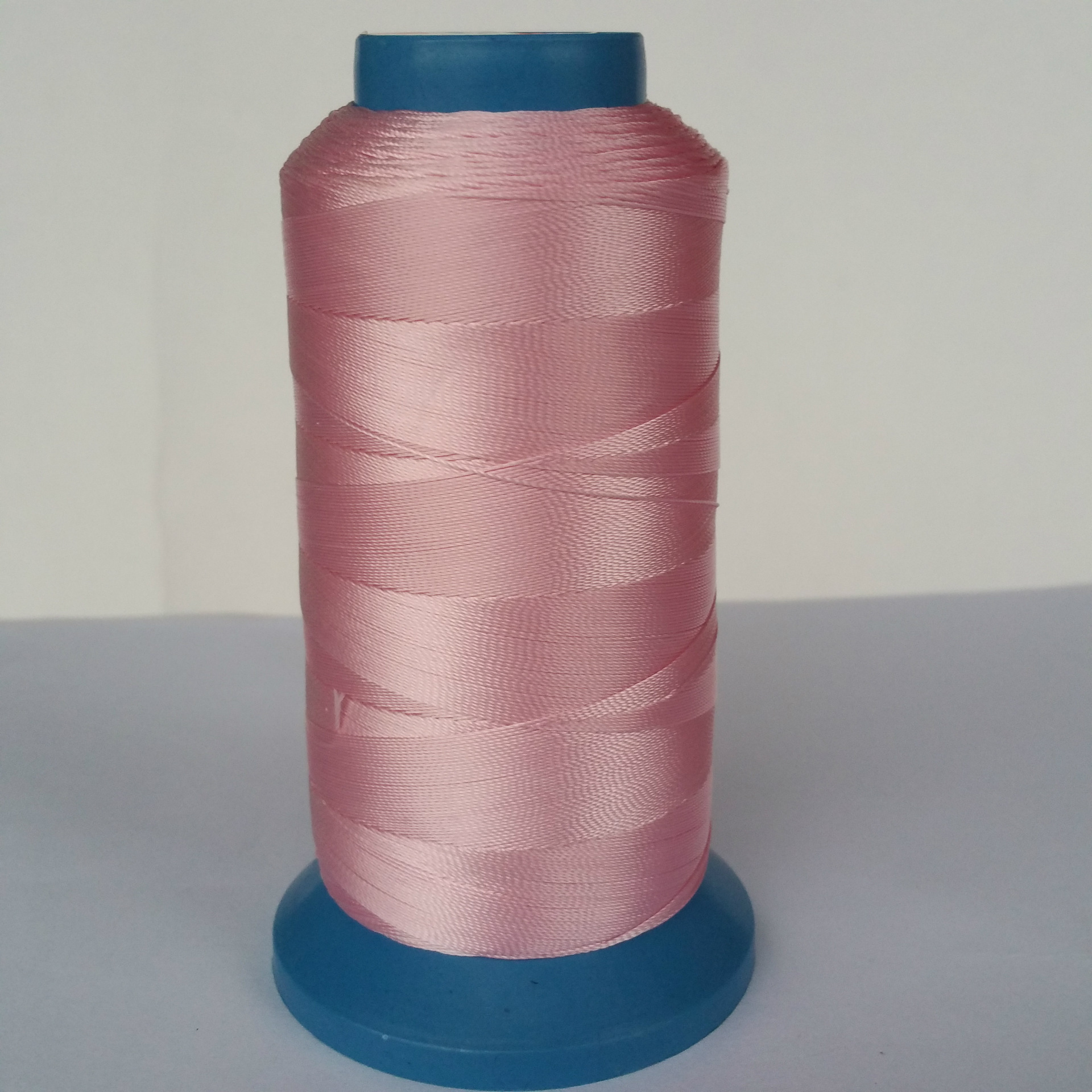 广州线厂现货250d/3高强缝纫线厂家直销3股30#尼龙线一心牌针车线