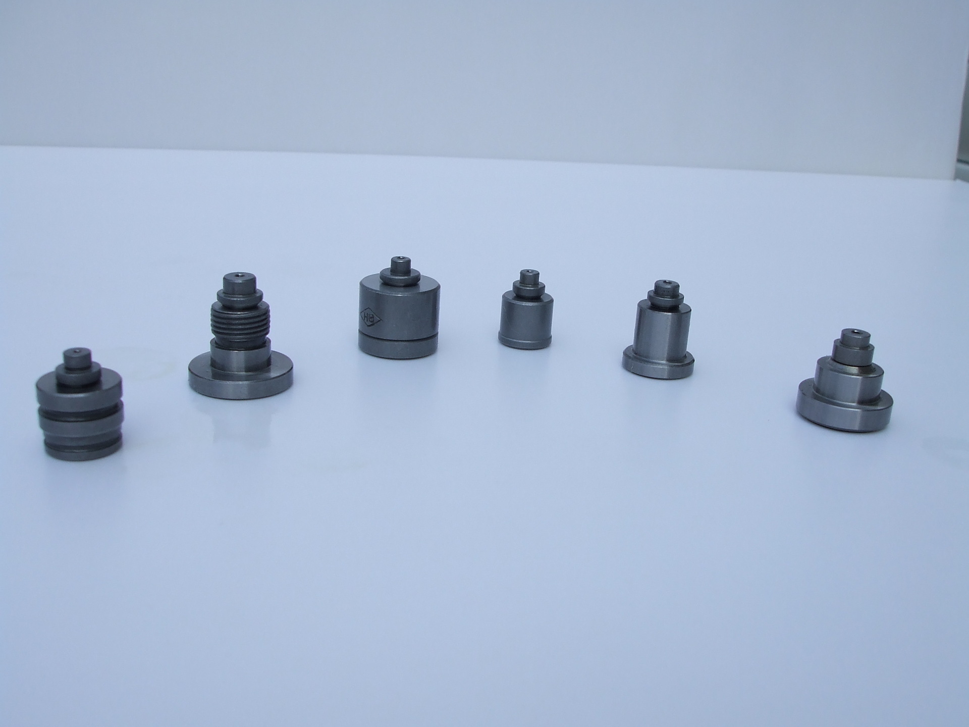 柴油机 发动机 配件 出油阀12a 油泵油嘴 阀