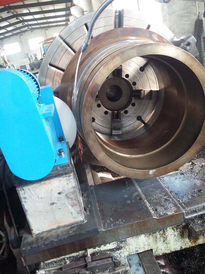 大型车床外圆磨头车床改磨床