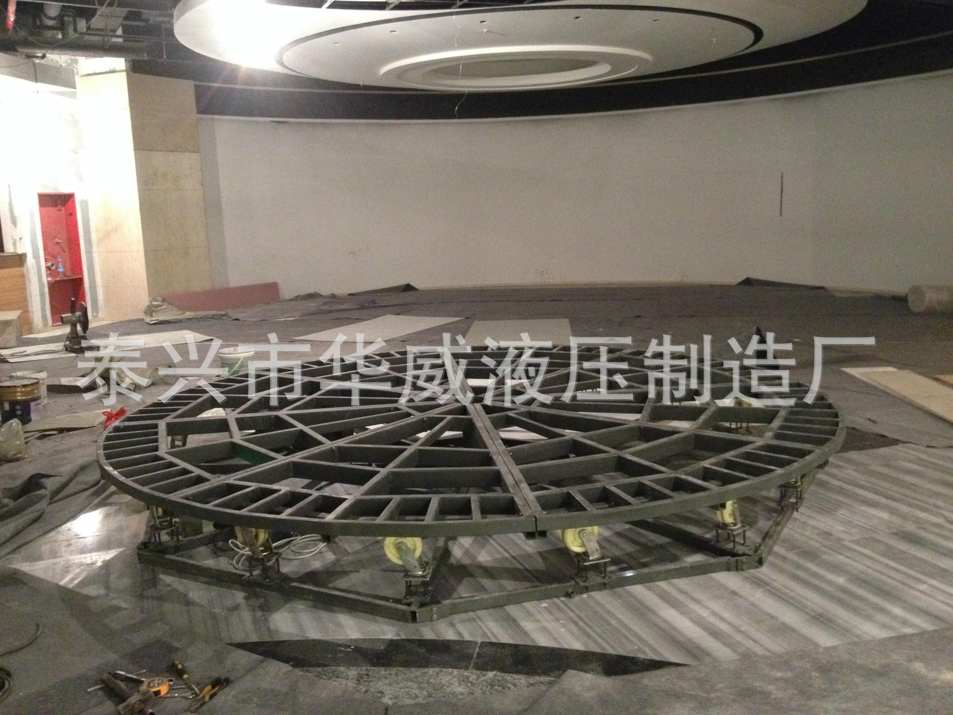 生产设计 汽车液压升降旋转展台 旋转舞台摄影台 - 影视制作批发网