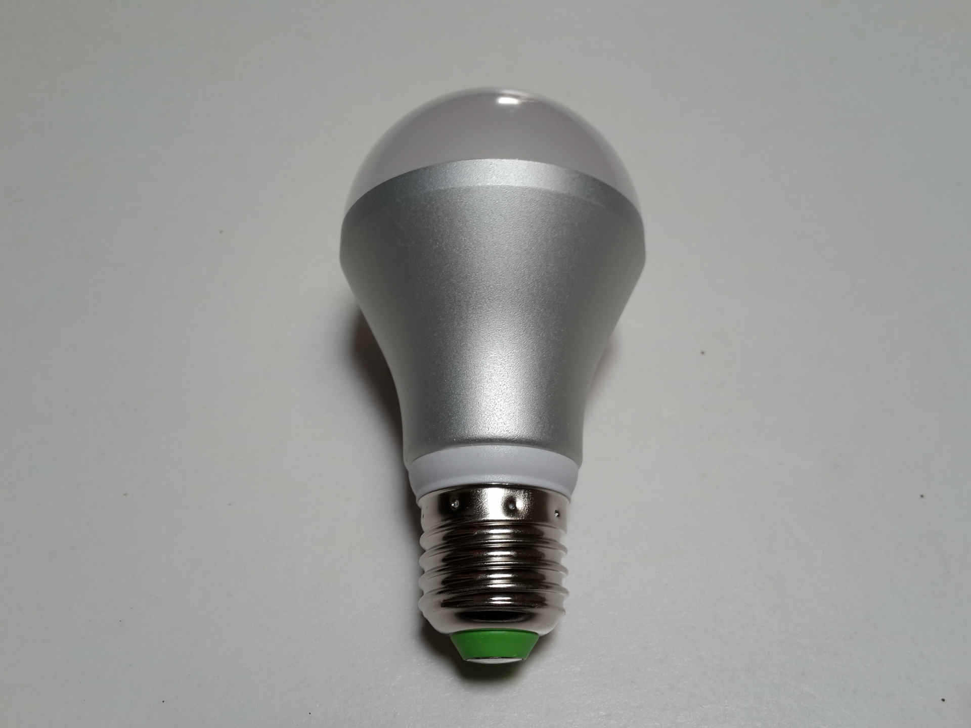 12vled灯泡 太阳能直流低压 24v节能灯球泡 带恒流驱动 高亮款6w