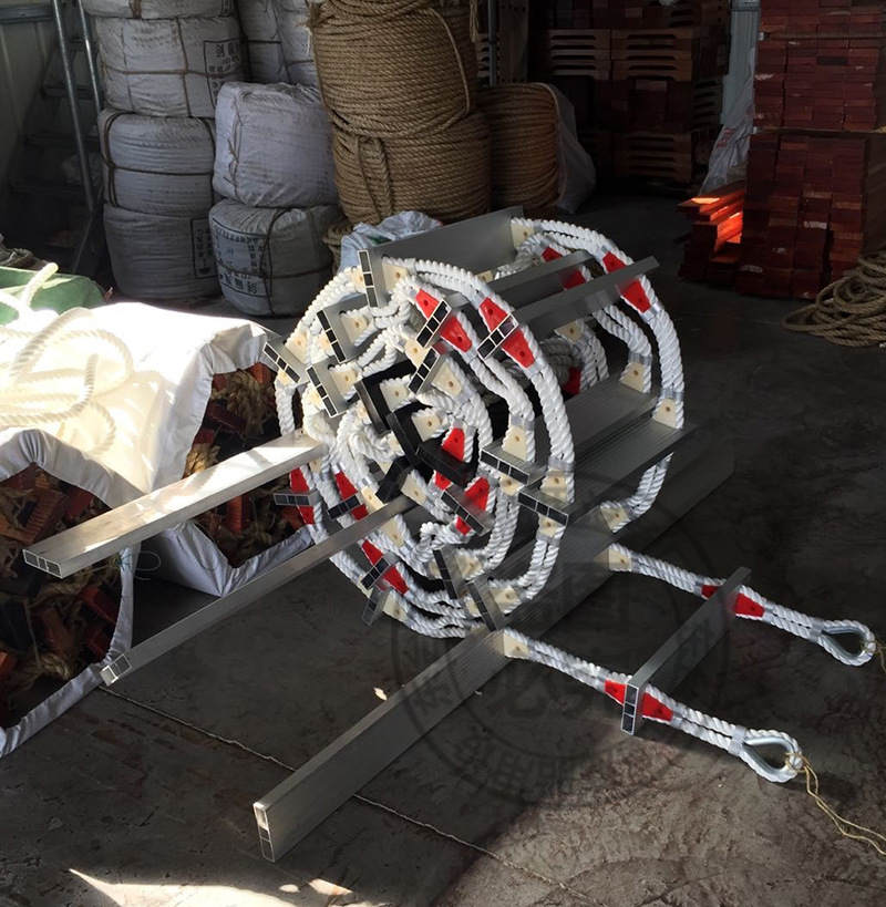 引航员软梯船用引水梯绳梯 木踏板船用软梯 带ccs证书船用救生梯