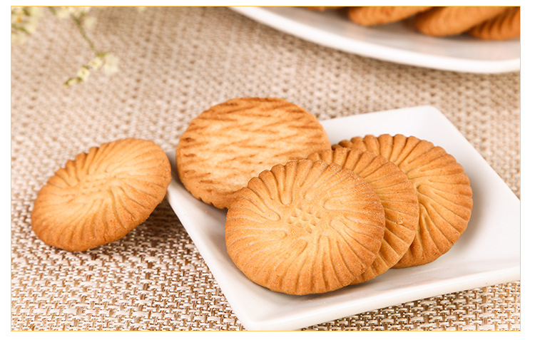 厂家直销奶油饼干150g袋装 老口味早餐休闲牛奶饼干成箱批发