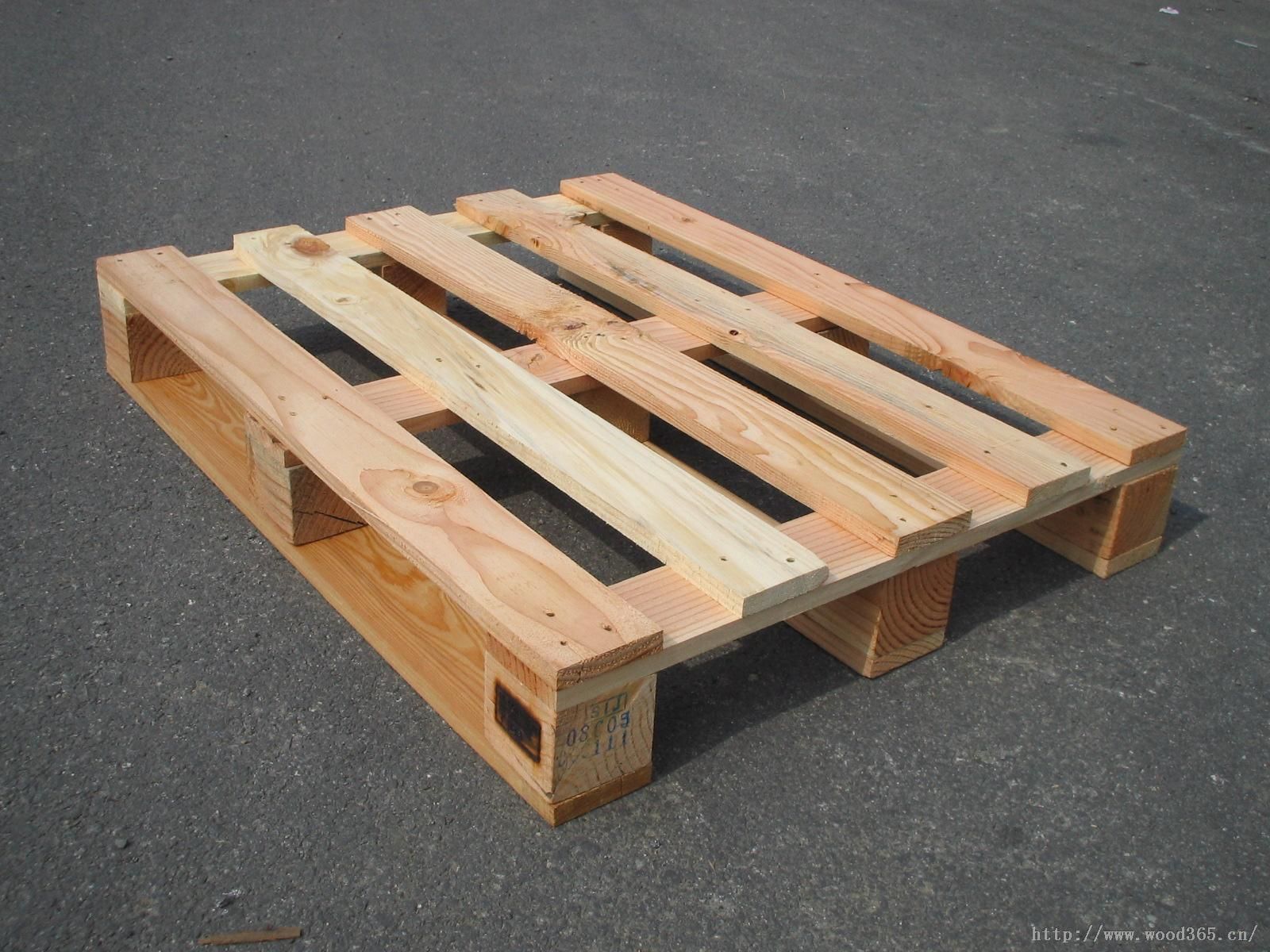 新优质免熏蒸脚墩木托盘 四面进叉胶合板卡板 出口欧标托盘