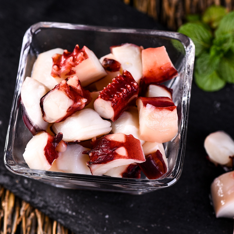 g冰鲜章鱼粒鱿鱼肉切粒章鱼肉粒八爪鱼足小丸子章鱼烧冷冻海鲜1kg