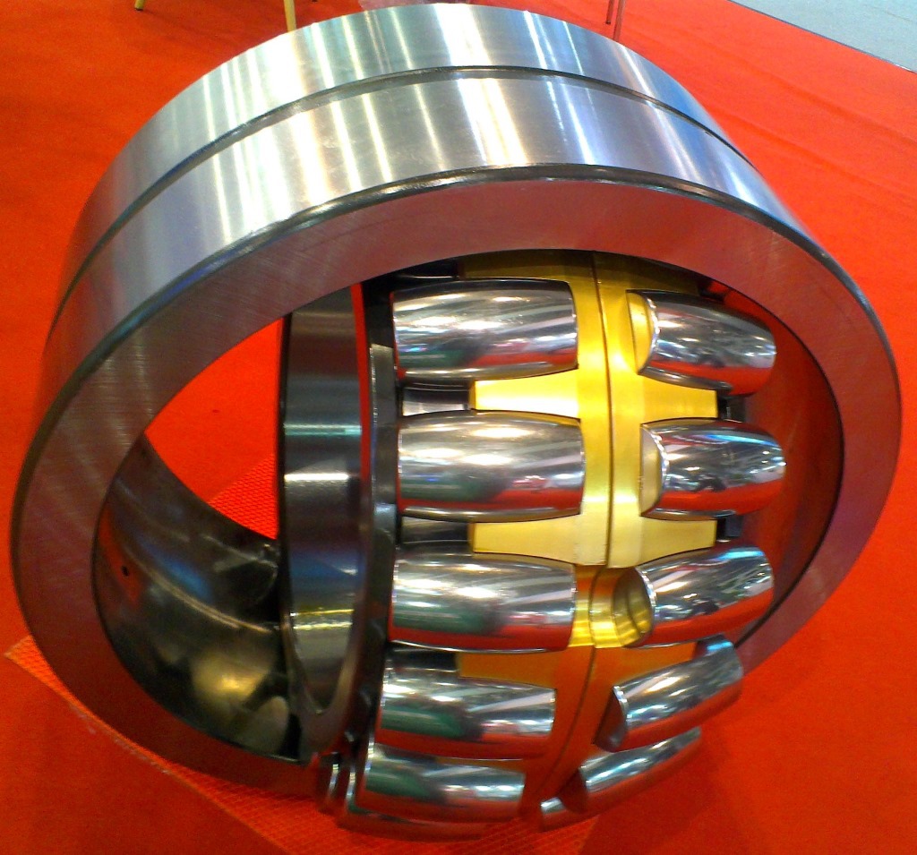 瓦房店中大型调心滚子轴承23172cambccf3工厂直销国标非标轴承