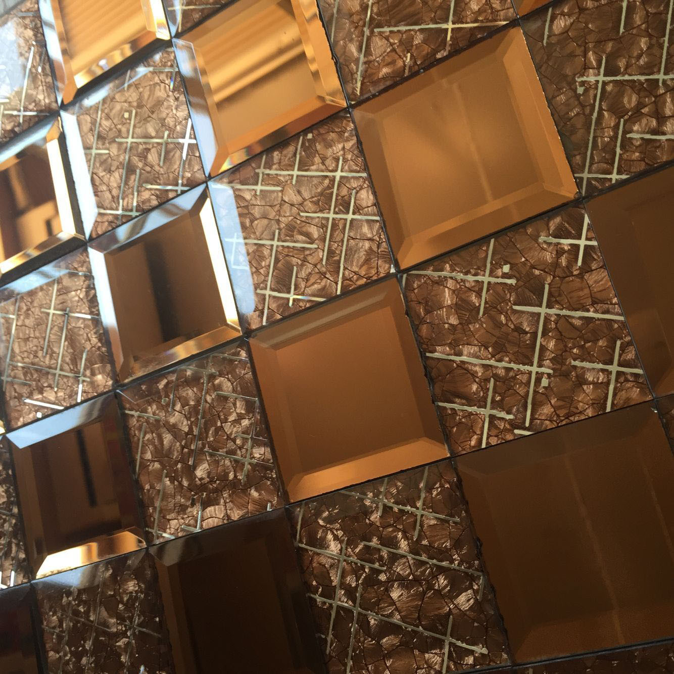 山东临沂厂家五面镜磨边镜白金龙马赛克粉镜玻璃马赛克