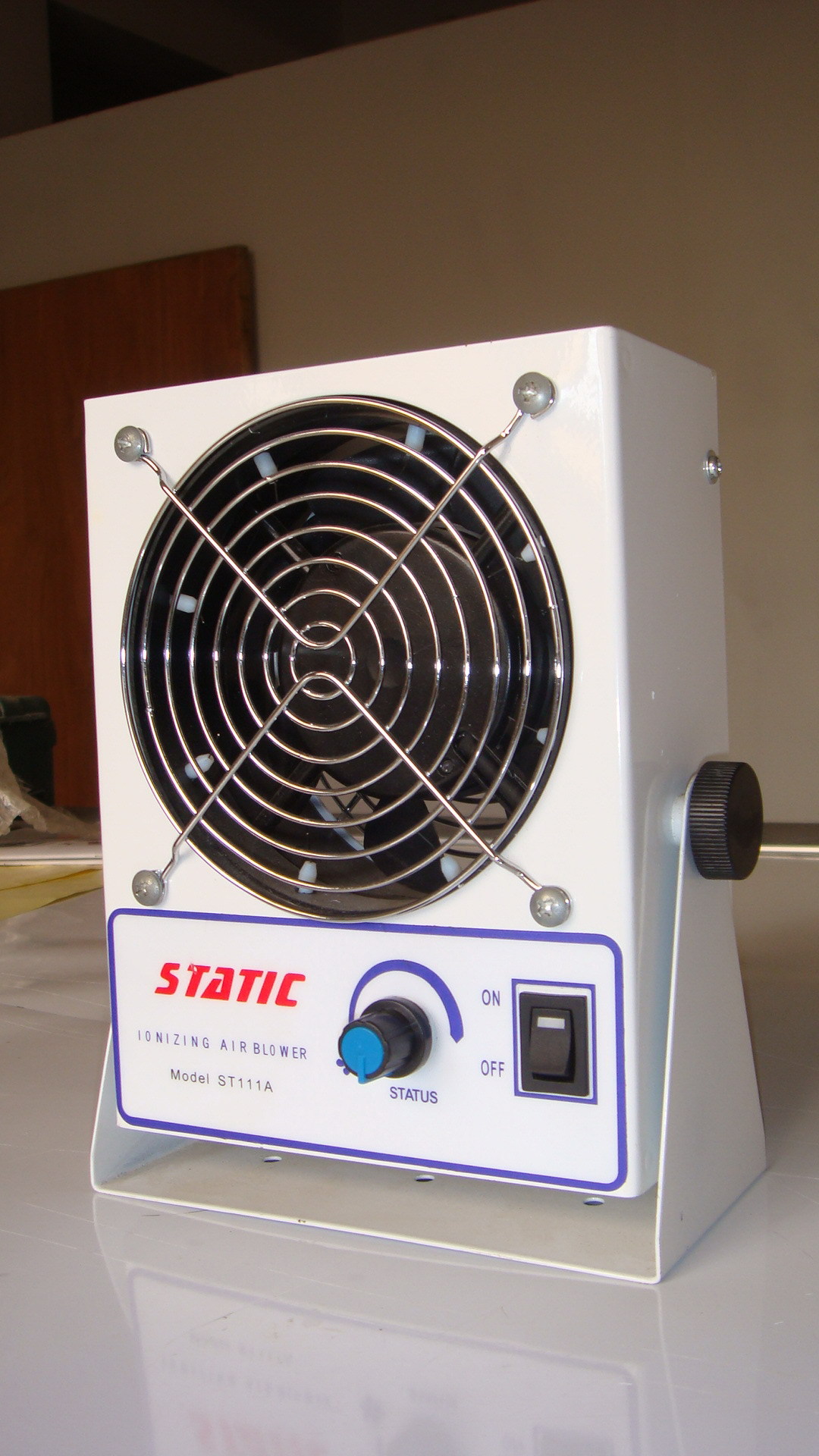 【图】批发直销:st111a直流除静电离子风扇_离子风机_列表网