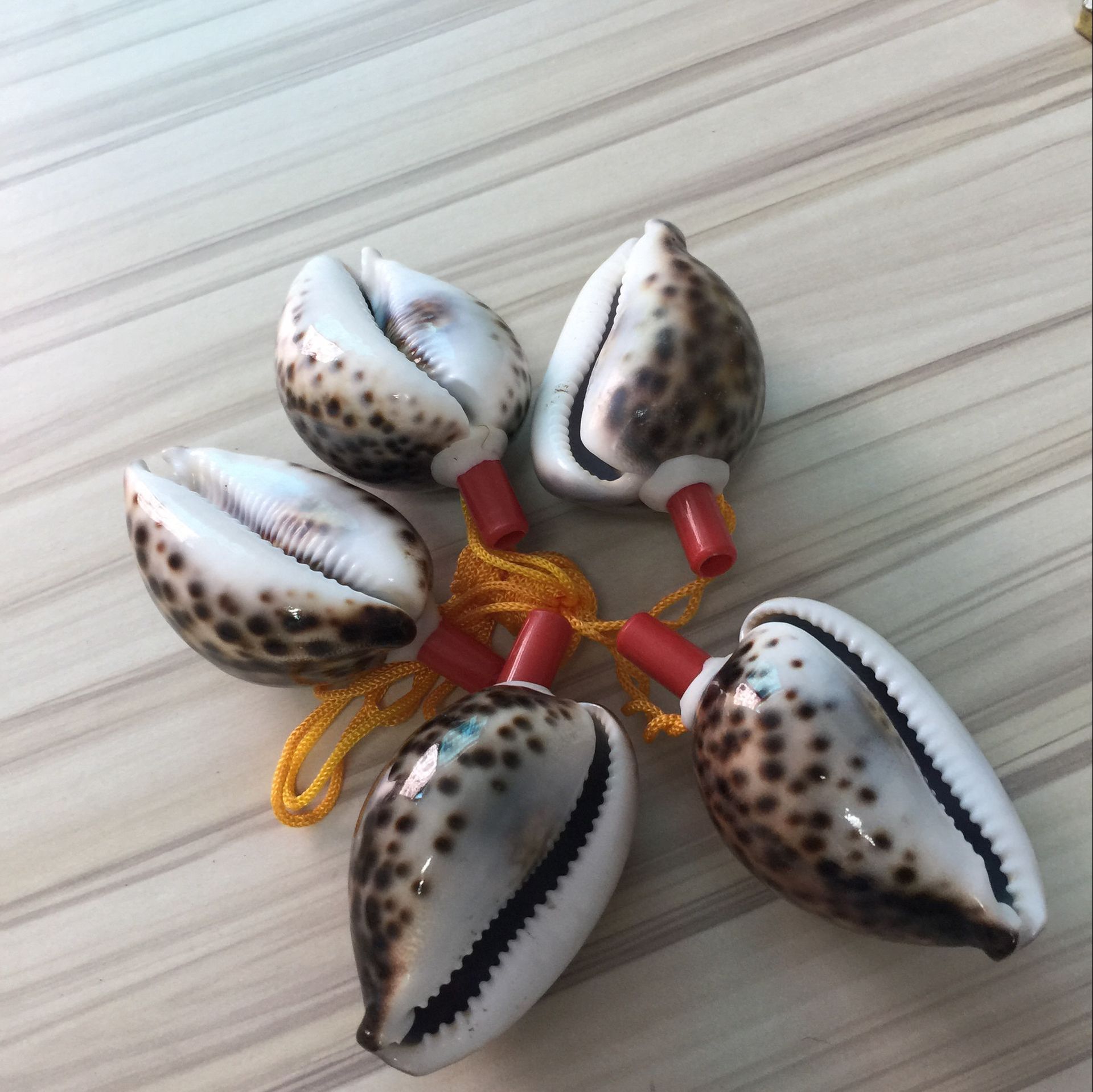 厂家直供 中号虎贝海螺口哨 计步用具口哨贝壳工艺品 包邮